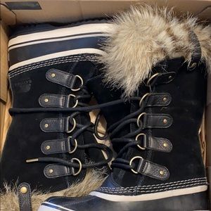“Joan of Arctic” Sorel winter boots size 6.5